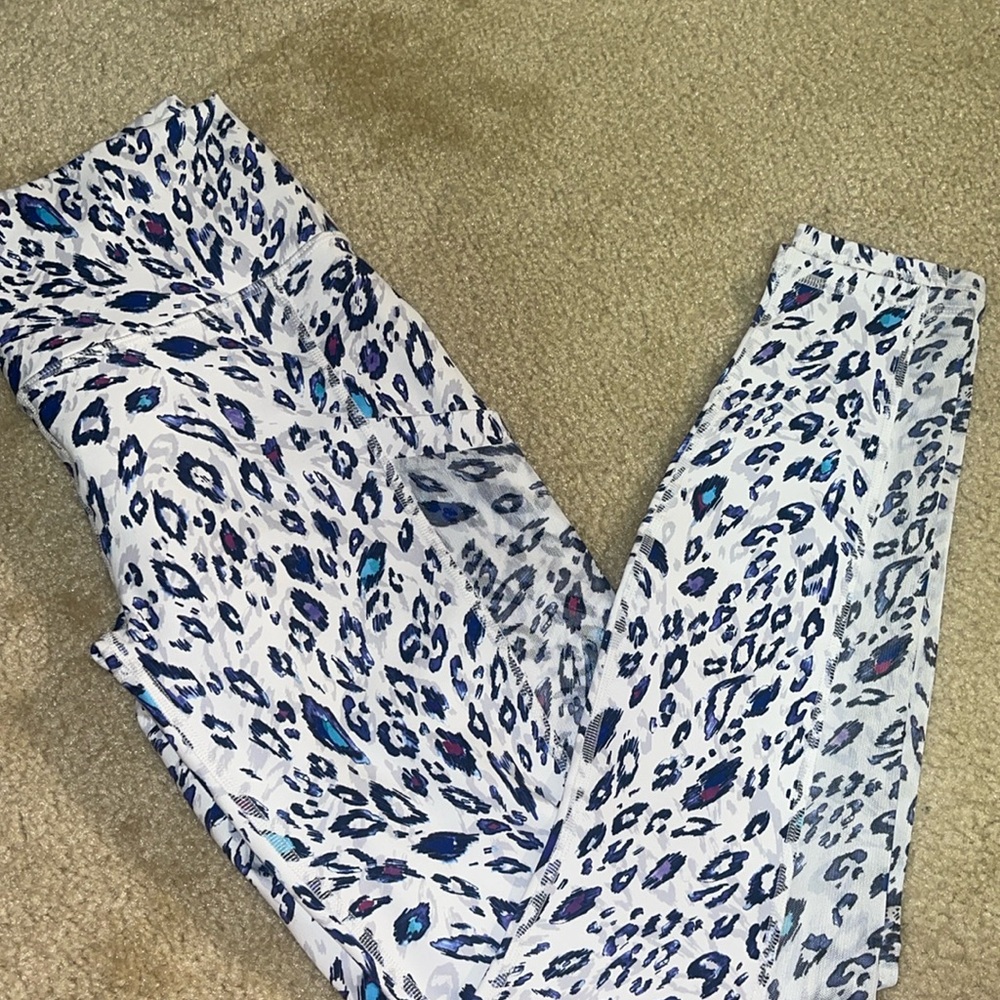 BNWT Fabletics Mila High Waisted Pocket Leggings